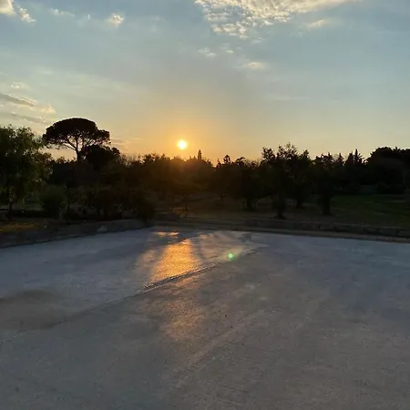 Uliveto Sant' Isidoro מאלייה
