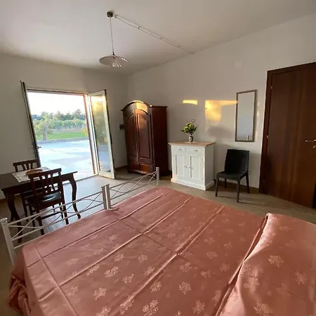 Casa vacanze Uliveto Sant' Isidoro *