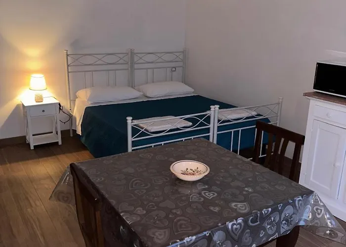 Uliveto Sant' Isidoro بيت للعطل ماليي